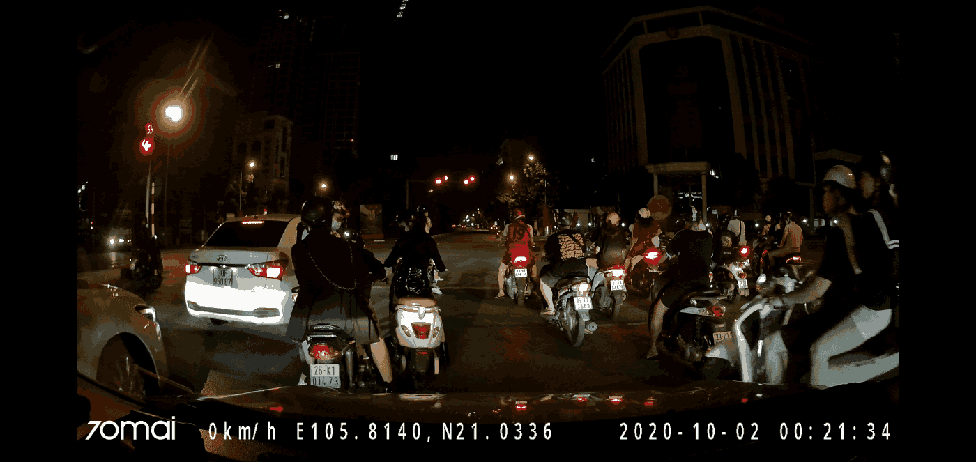 70mai A800 4K ghi hình ban đêm