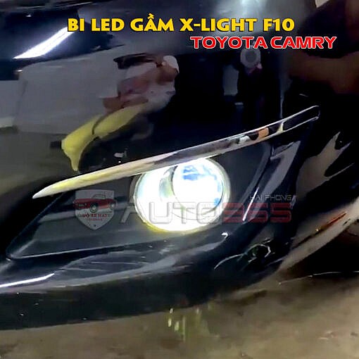 Đèn gầm Camry hoàn thiện với cặp X-Light F10